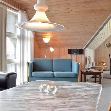 Stunning In Ringkobing With Kitchen * Norre Lyngvig
