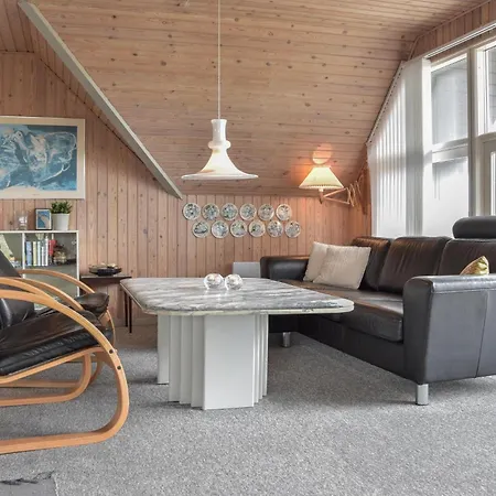 Stunning In Ringkobing With Kitchen * Norre Lyngvig